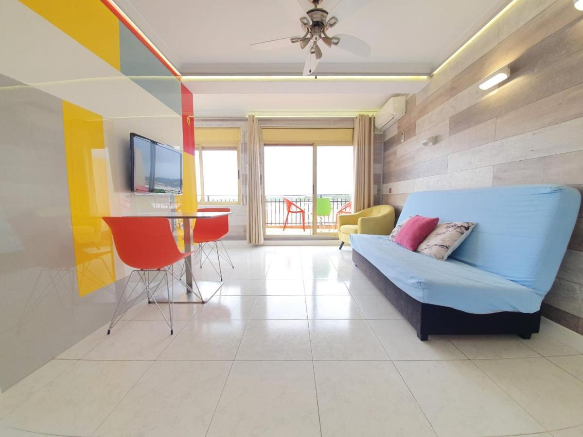 Apartamento En Salou Con Las Vistas Al Port Aventura Kültér fotó