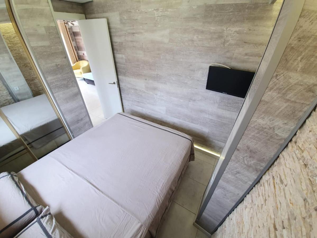 Apartamento En Salou Con Las Vistas Al Port Aventura Kültér fotó