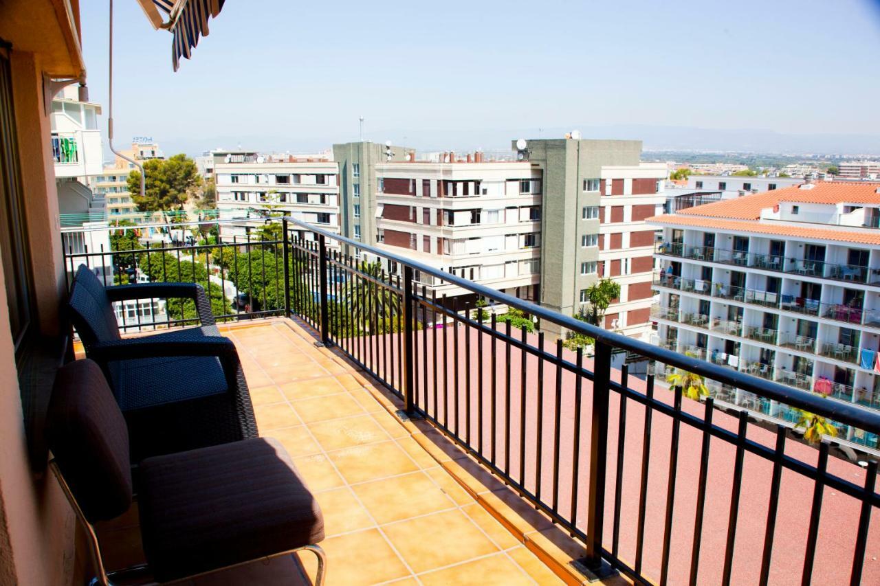 Apartamento En Salou Con Las Vistas Al Port Aventura Kültér fotó